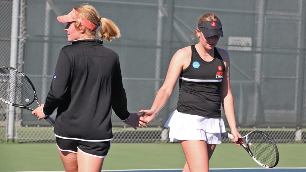 Thell Lenntorp Twins of ART U Women's Tennis Team